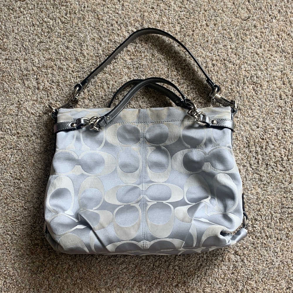 Coach signature purse in silver